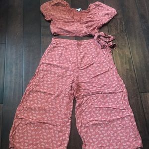 Two Piece Set